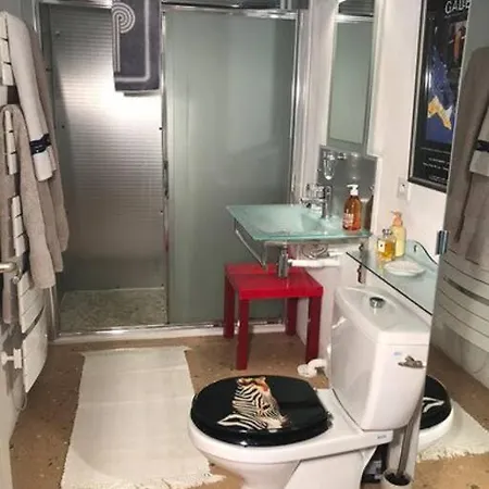 2 à 4 Personnes Saint-Vivien (Charente-Maritime)